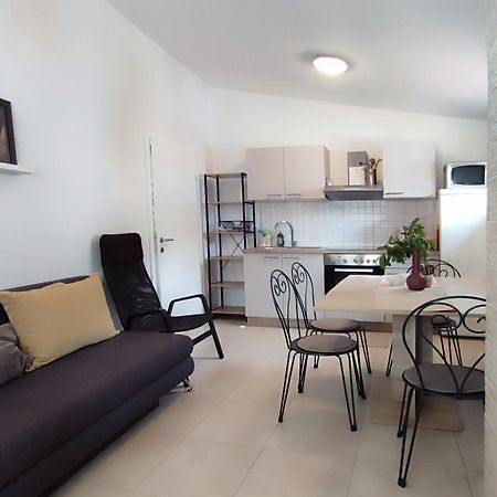 Apartments Divna Башка-Вода Екстер'єр фото