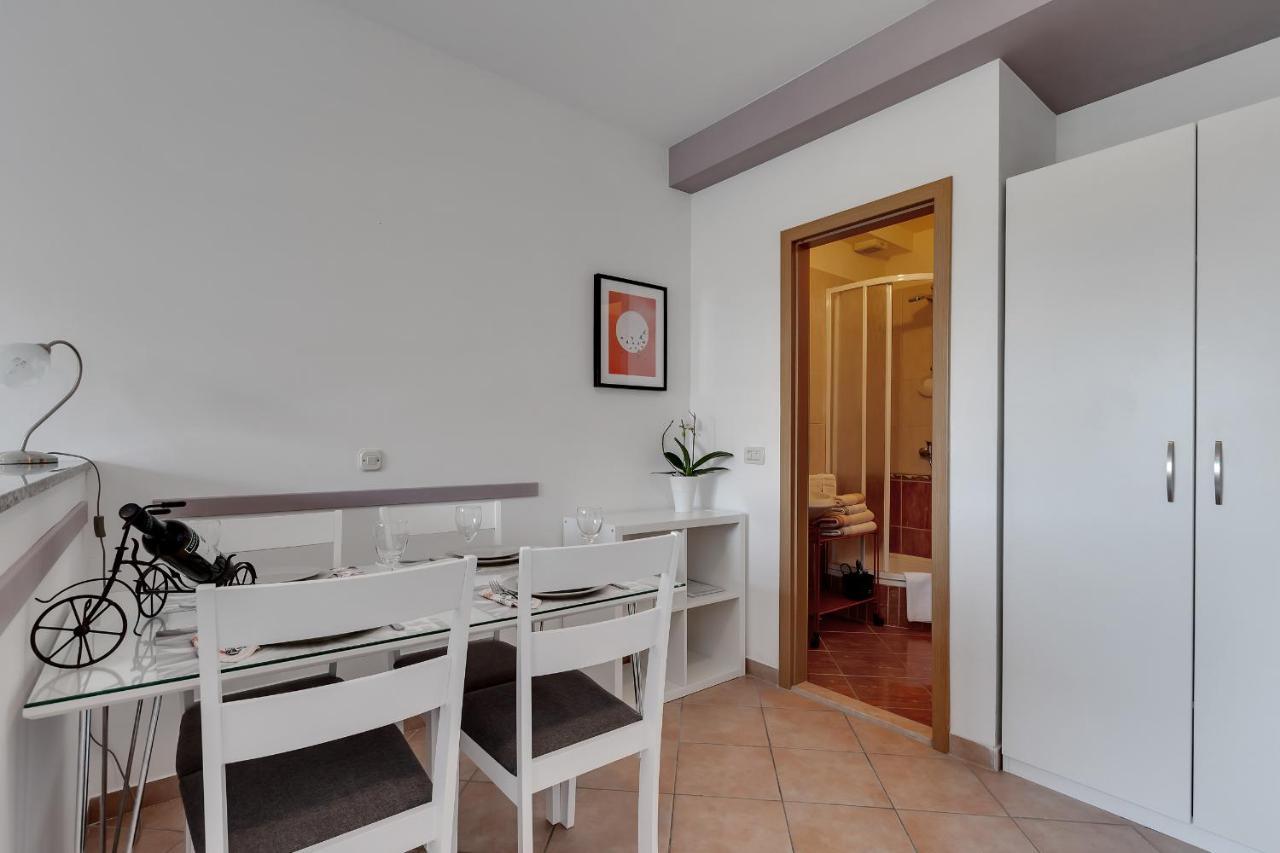 Apartments Divna Башка-Вода Екстер'єр фото