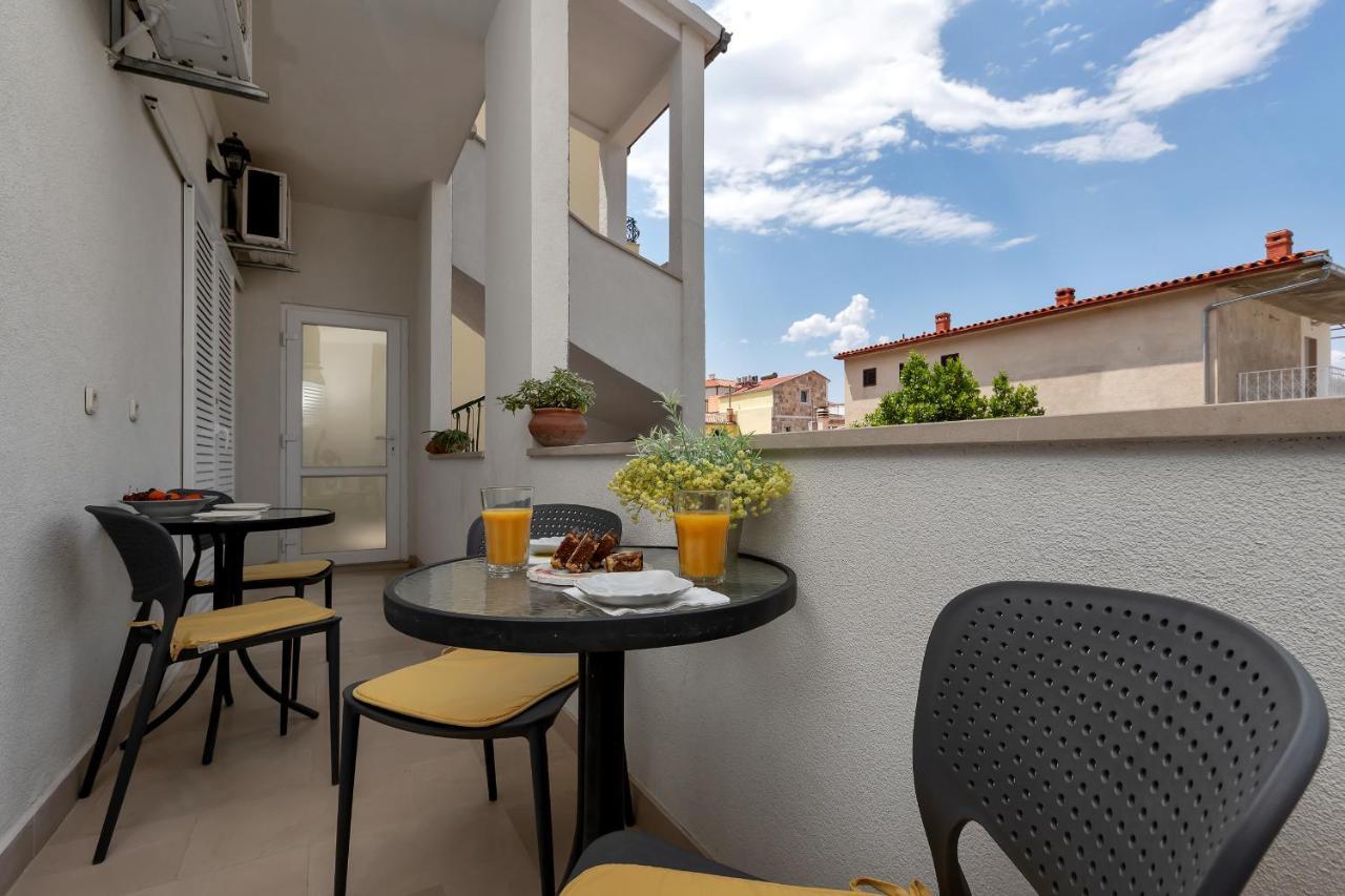 Apartments Divna Башка-Вода Екстер'єр фото