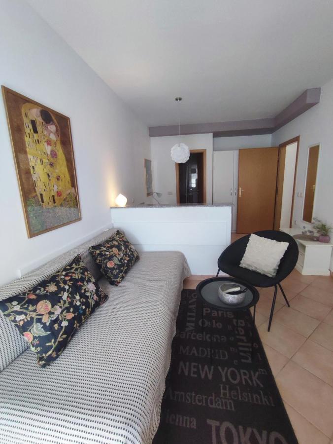 Apartments Divna Башка-Вода Екстер'єр фото